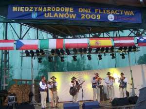 Międzynarodowy zjazd flisaków w Ulanowie