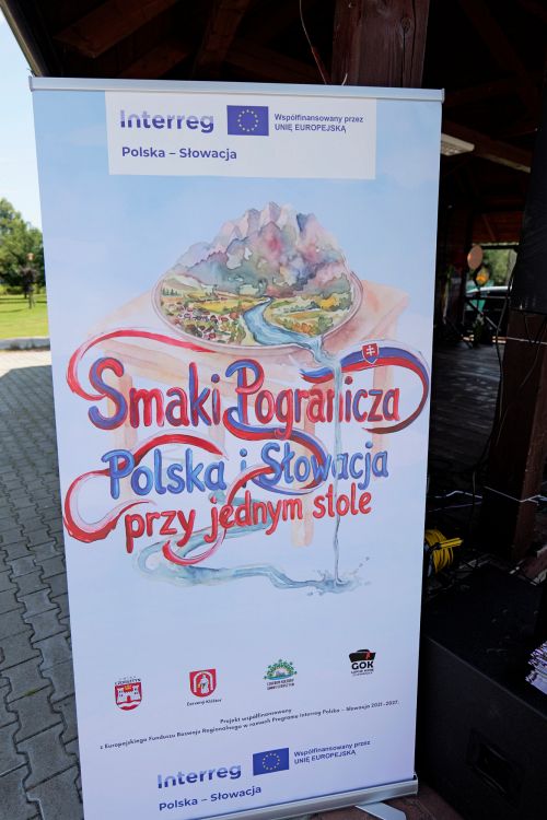 _1085775_small.jpg